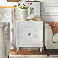 Meuble d'appoint moderne, buffet de rangement fonctionnel, armoire autoportante facile à assembler, organisateur pratique pour exposer et ranger vos objets.