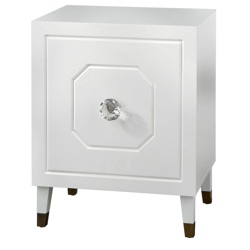 Meuble d'appoint moderne, buffet de rangement fonctionnel, armoire autoportante facile à assembler, organisateur pratique pour exposer et ranger vos objets.