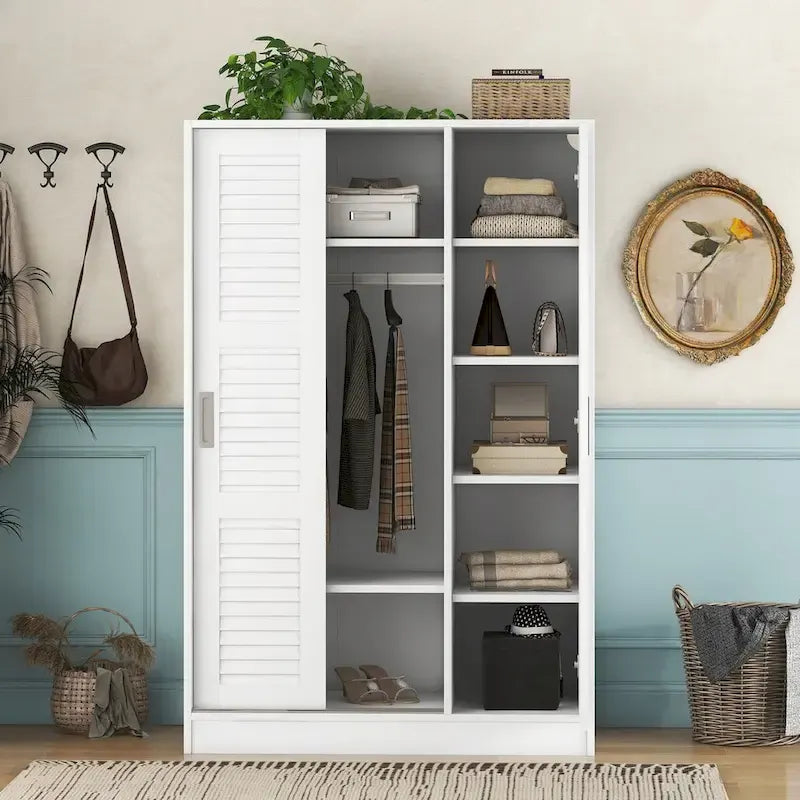 Armoire à rideaux 3 portes avec étagères