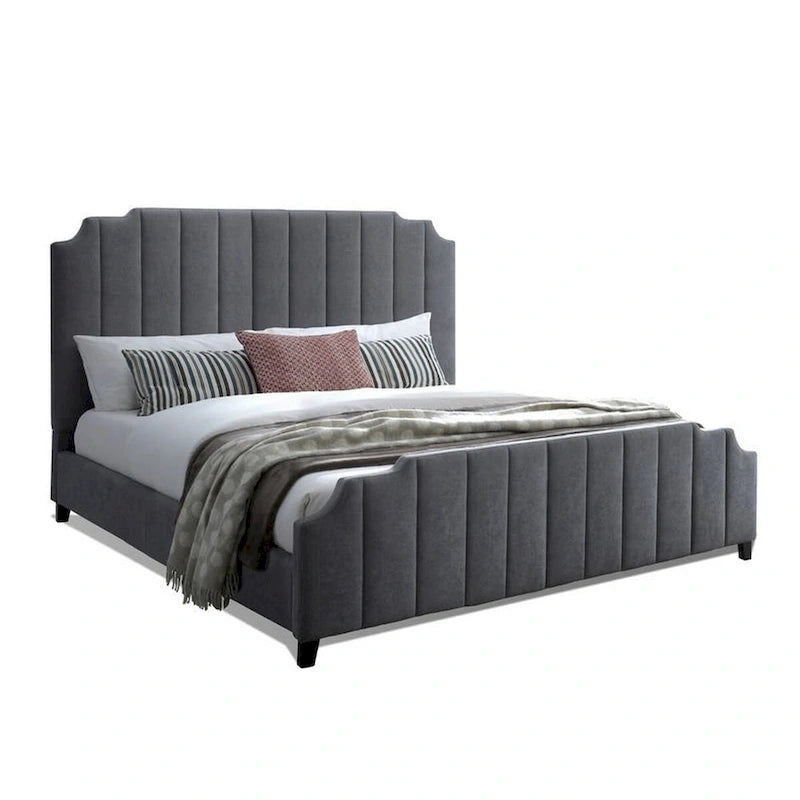 Lit King Size moderne capitonné, tissu chenille gris foncé à larges bandes verticales, cadre de lit au confort premium, pièce maîtresse élégante pour chambres contemporaines